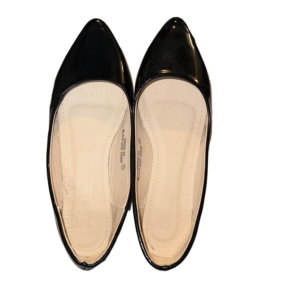 Black Flat Pointed Shoe Size 7